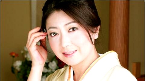 Ayano Murasaki 熟女