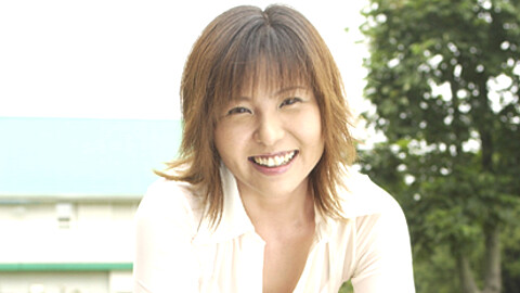 Shiori Kamiya 人妻